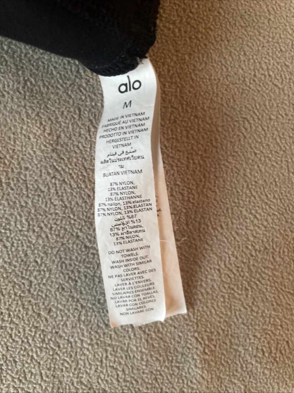 Alo Yoga Pants Womens Medium Black Leggings Athletic Workout - Picture 3 of 11